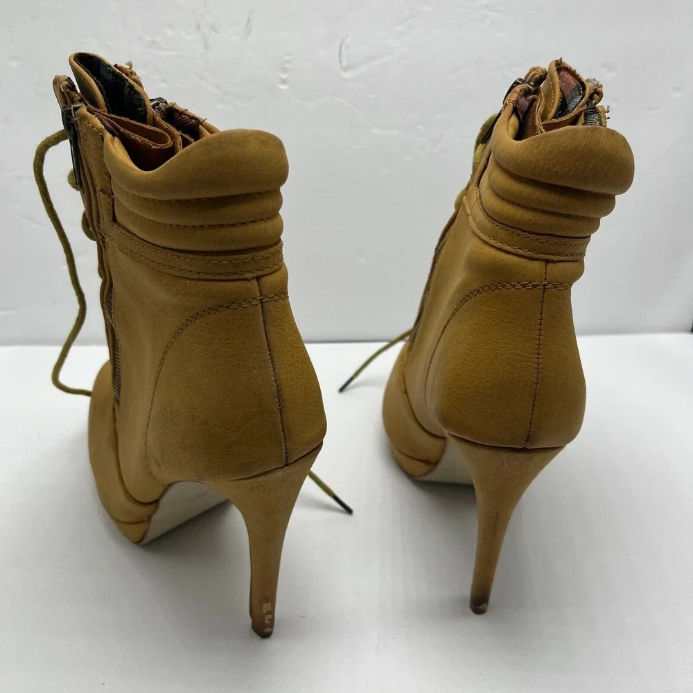 Steve Madden women's zip lace‎ boots tan size 7.5
